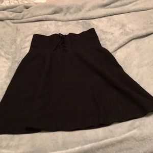 Black express skirt